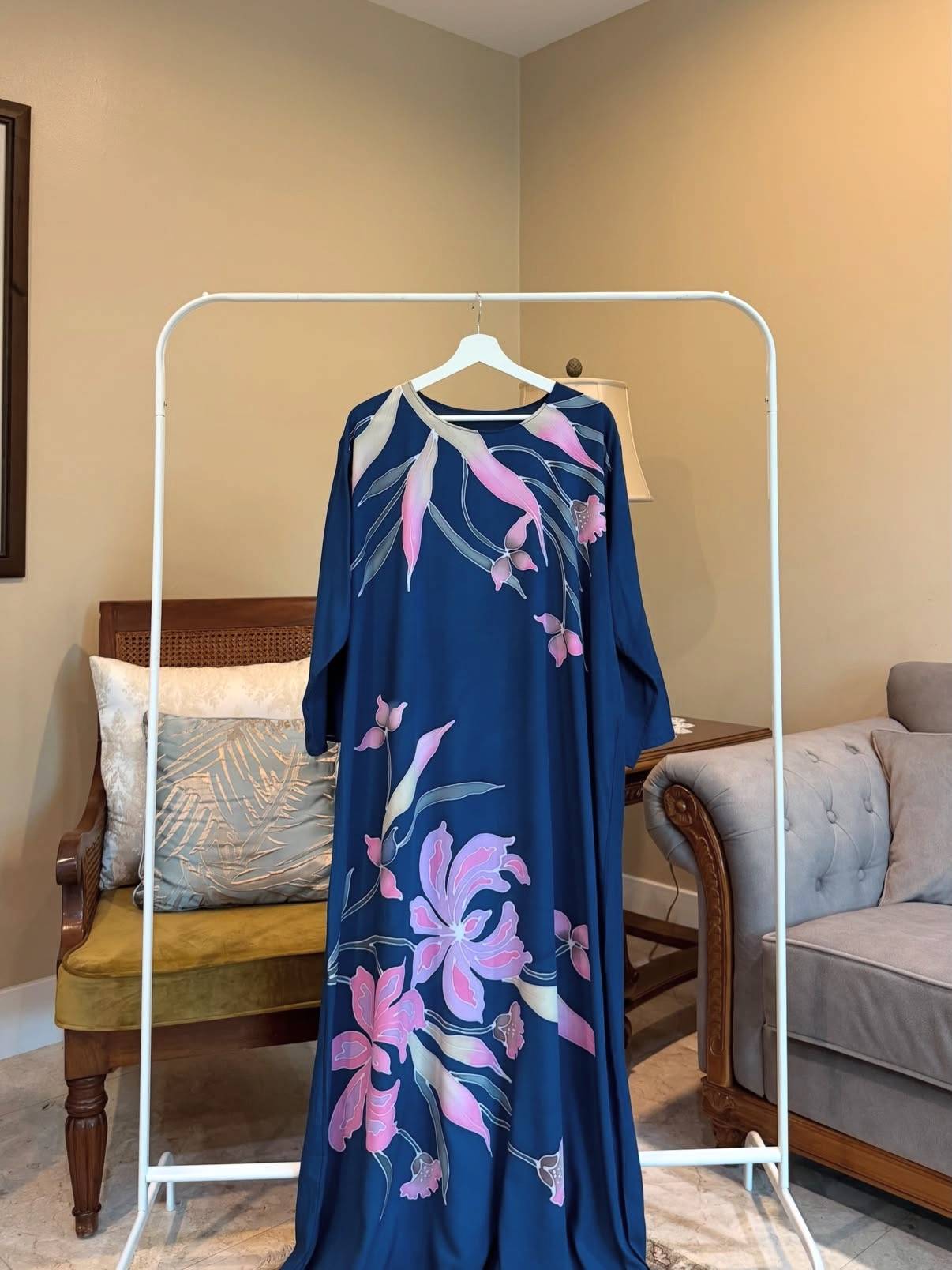 Floral Navy Blue Leaf Long Sleeve